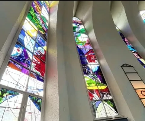 Kirchenfenster Kreuzkirche Schmargendorf